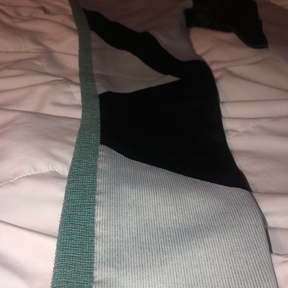 Nike Leggings/ training pants - Picture 4 of 6